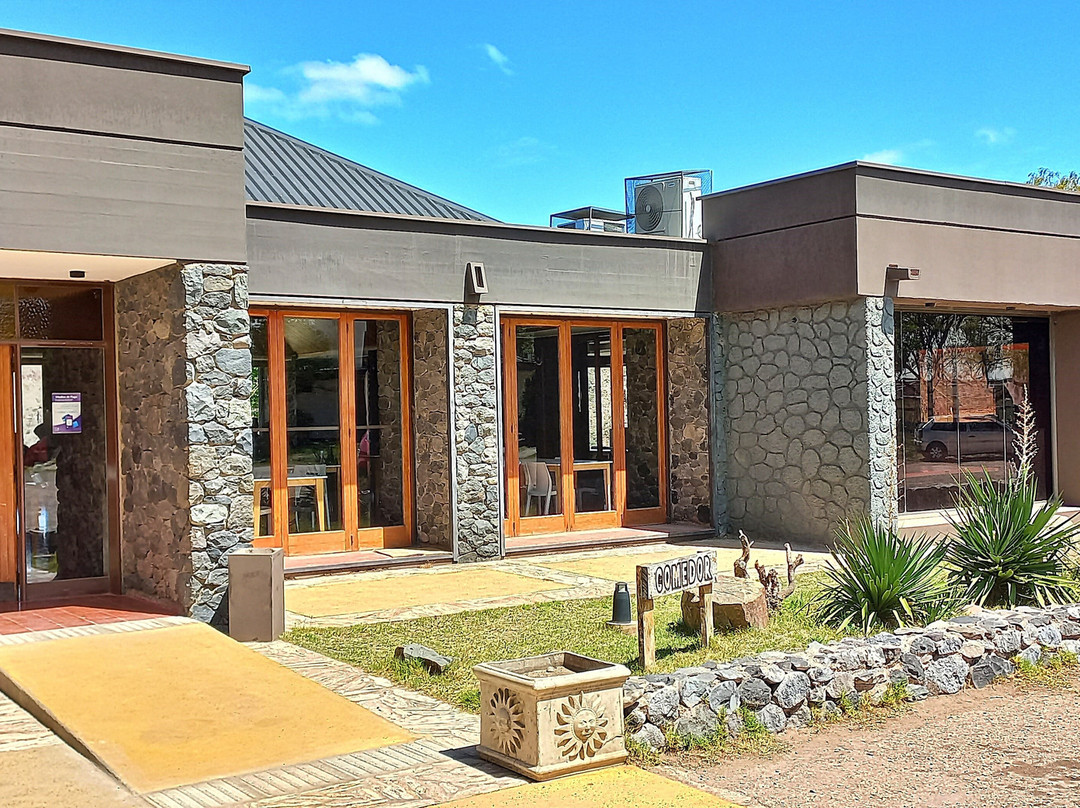 Los Reyunos Dam-圣拉斐尔必去景点