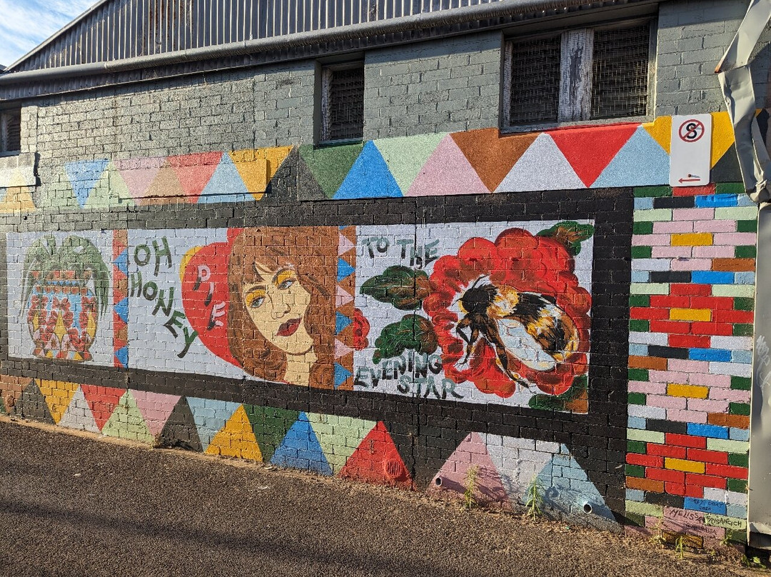 First Coat Outdoor Gallery-图沃柏必去景点