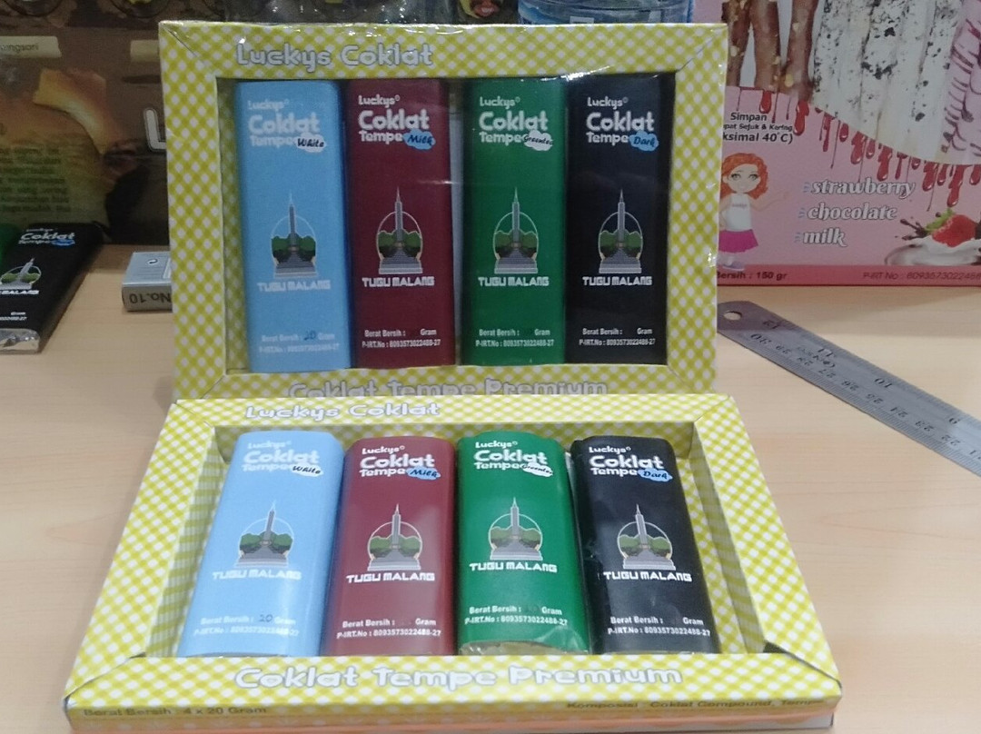 Luckys Coklat Dan Oleh-Oleh