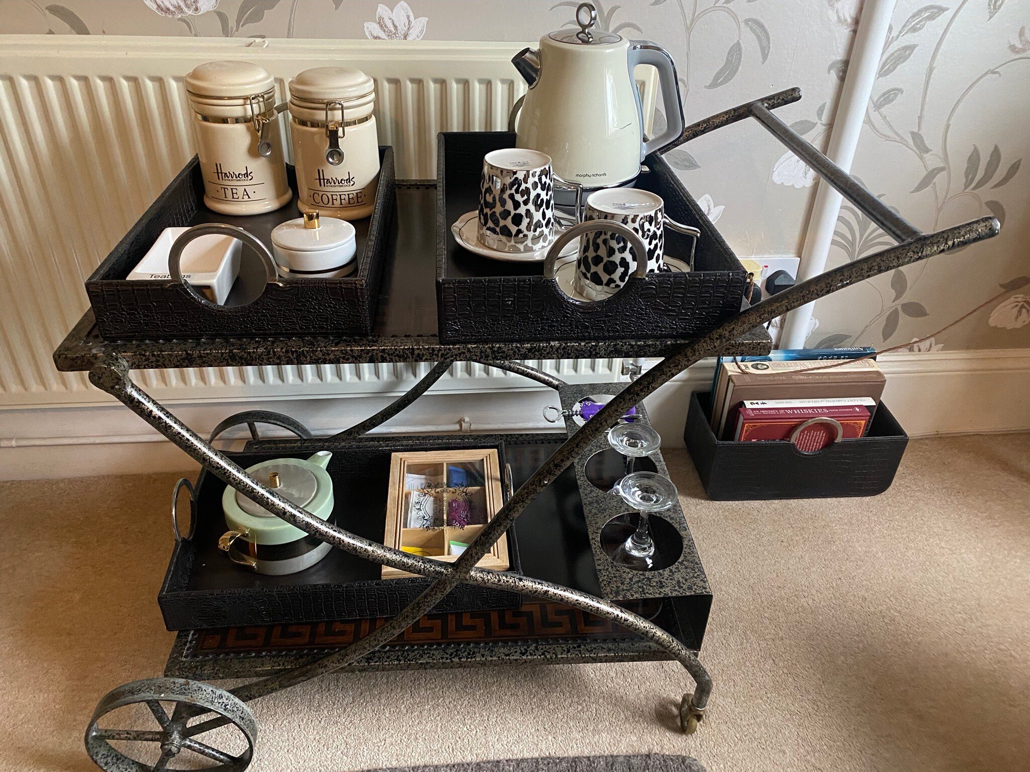 Trinity Hall Bed & Breakfast-官方