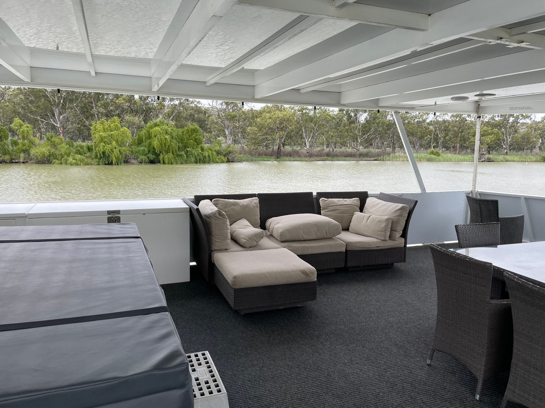 Kia Marina Houseboats景点图片