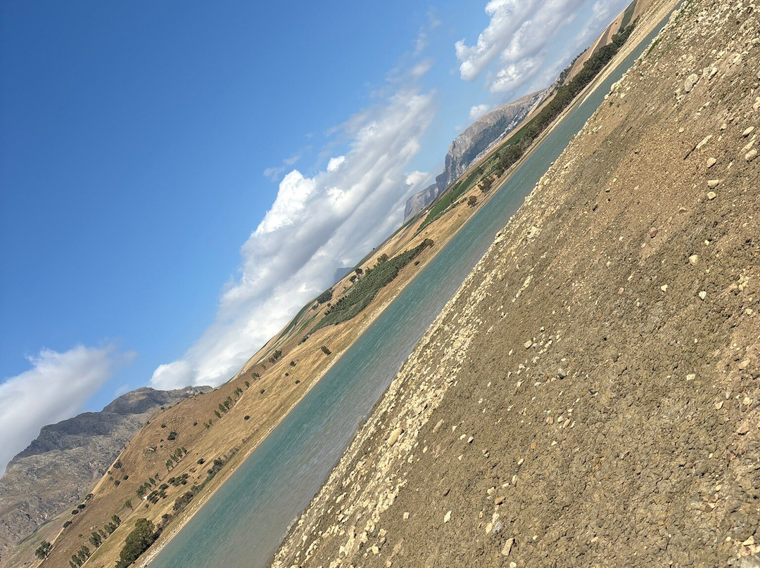 Lago Poma景点图片