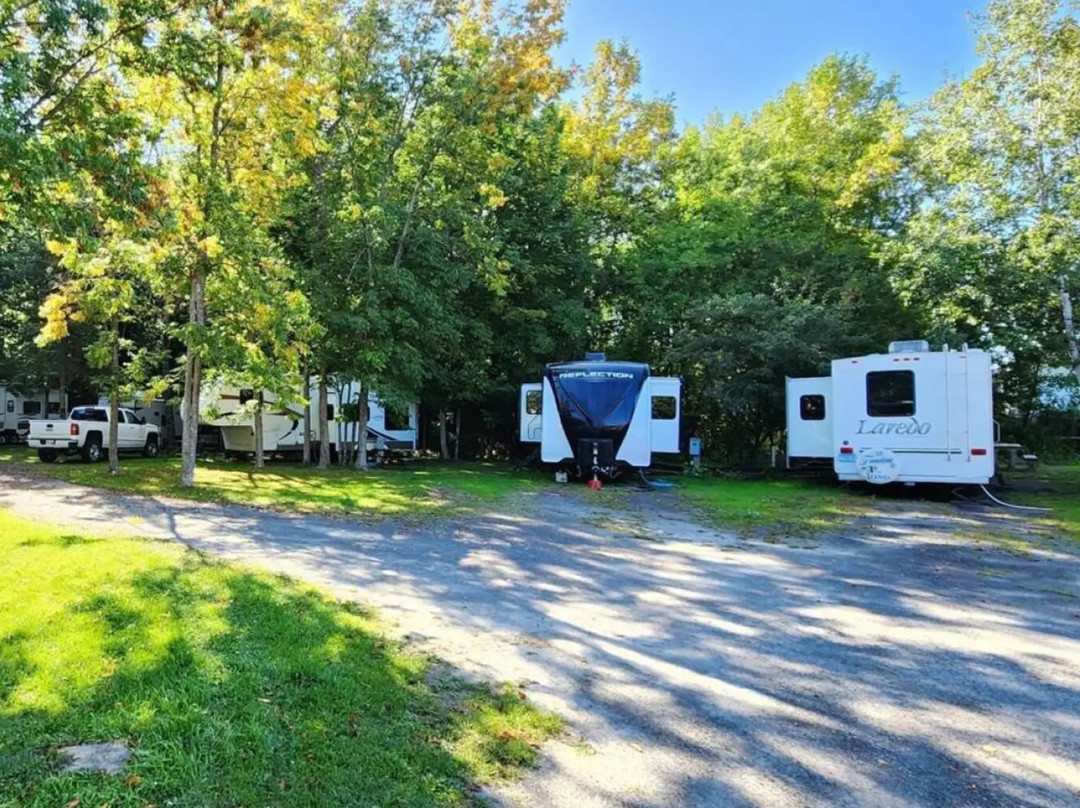Voyageurs Rv Campground & Cabins by Venserra