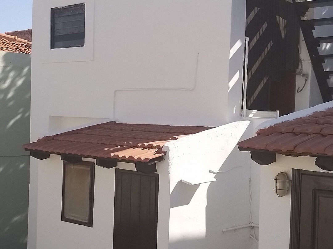 Captain's House Chalki主图