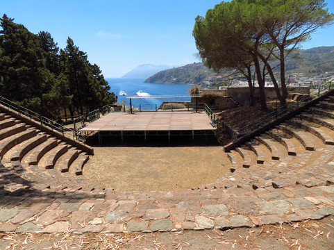 Lipari Amphitheatre-利帕里必去景点