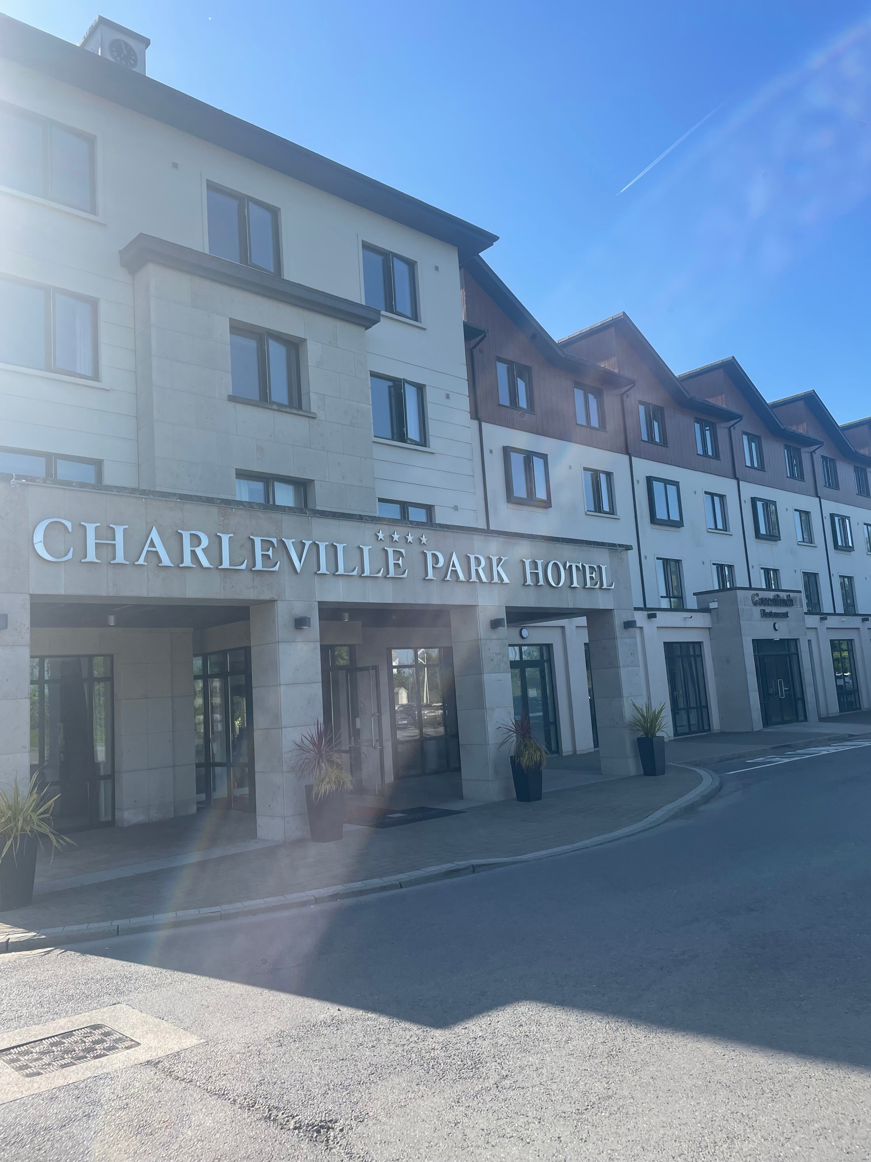 Charleville Park Hotel-浴室