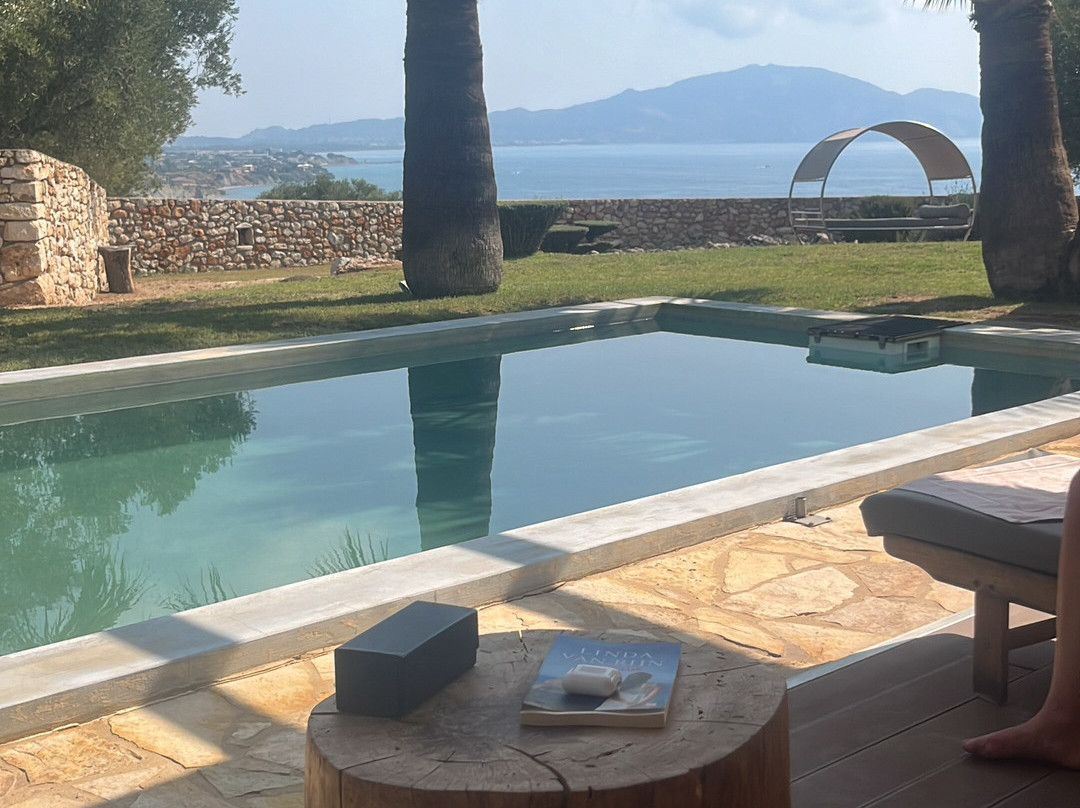 Kymaros Villas主图