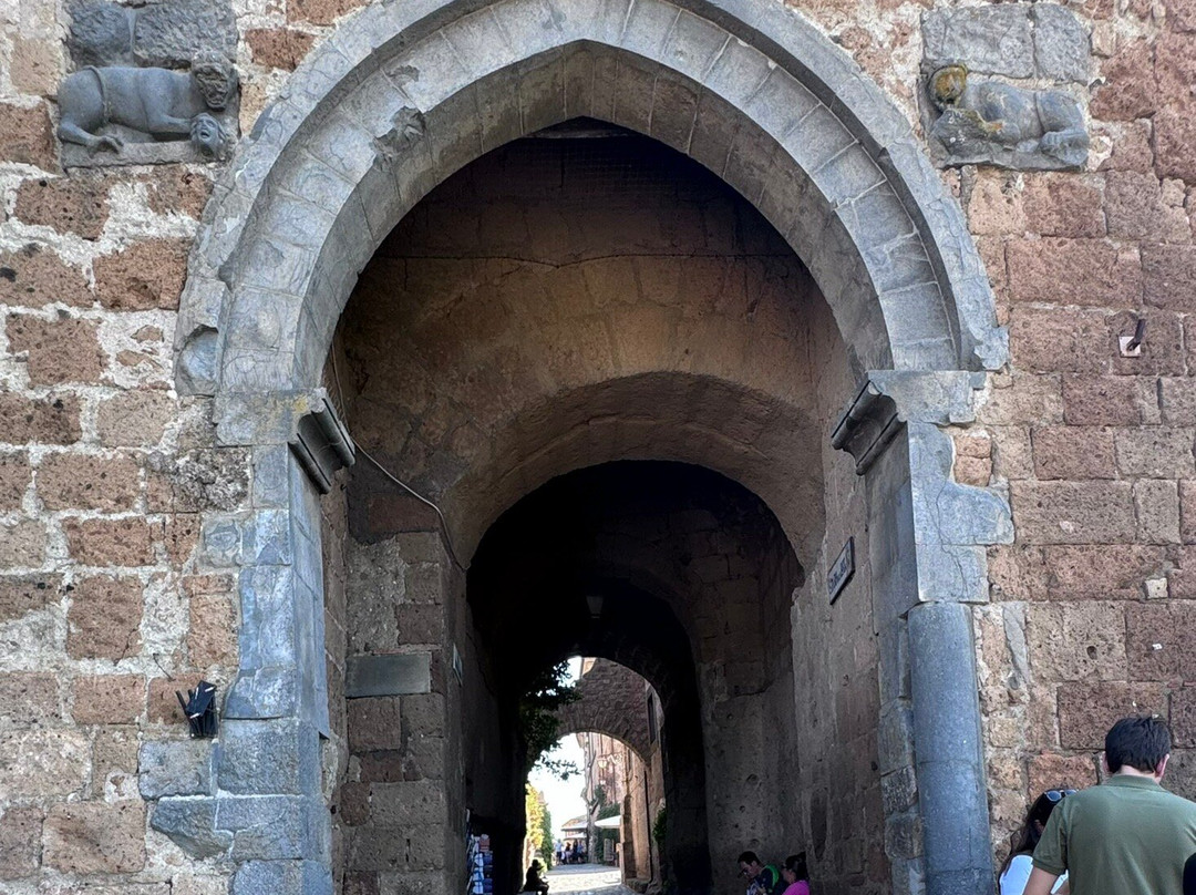 Porta di Santa Maria-白露里治奥必去景点
