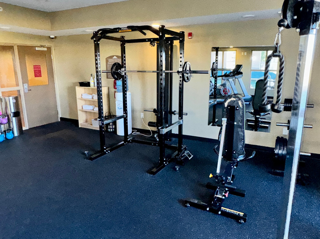 Microtel Inn & Suites by Wyndham Red Deer主图