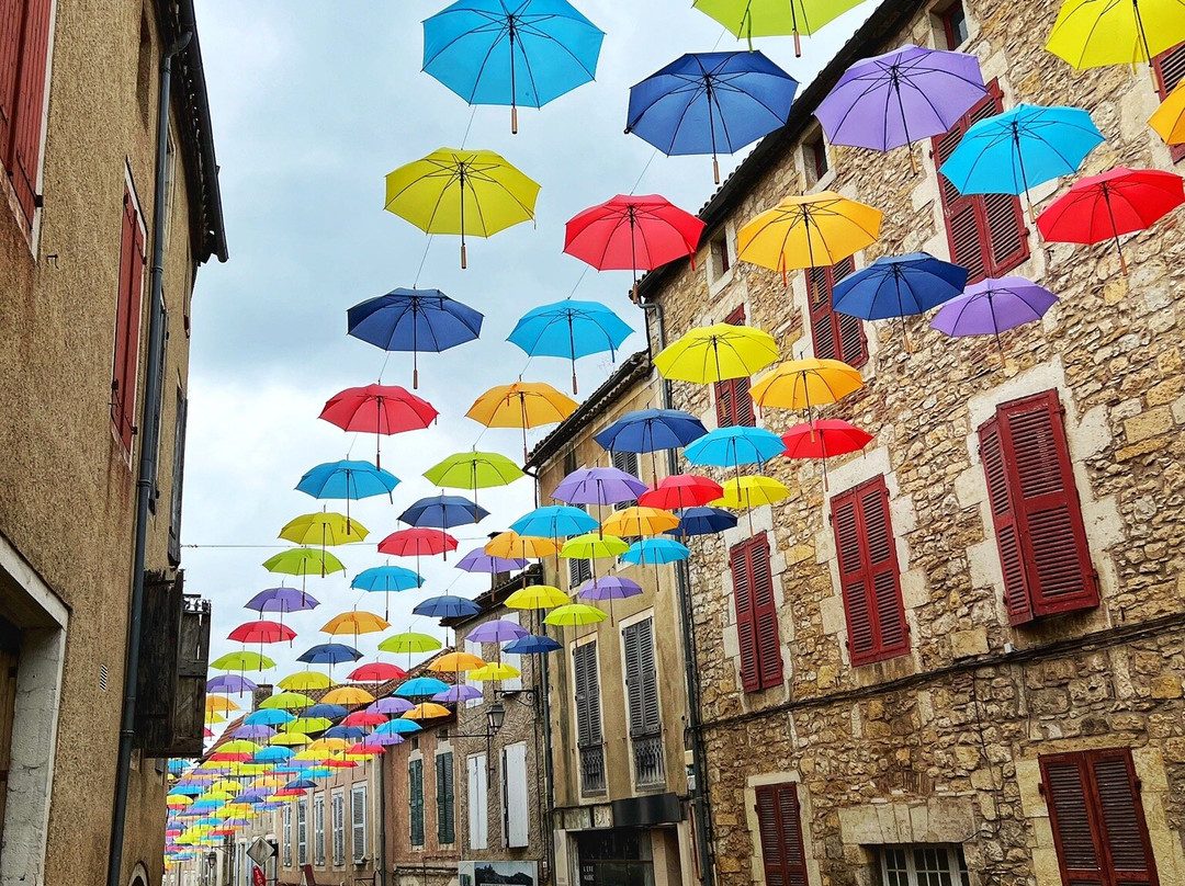Village medieval de Puy-l'Eveque景点图片
