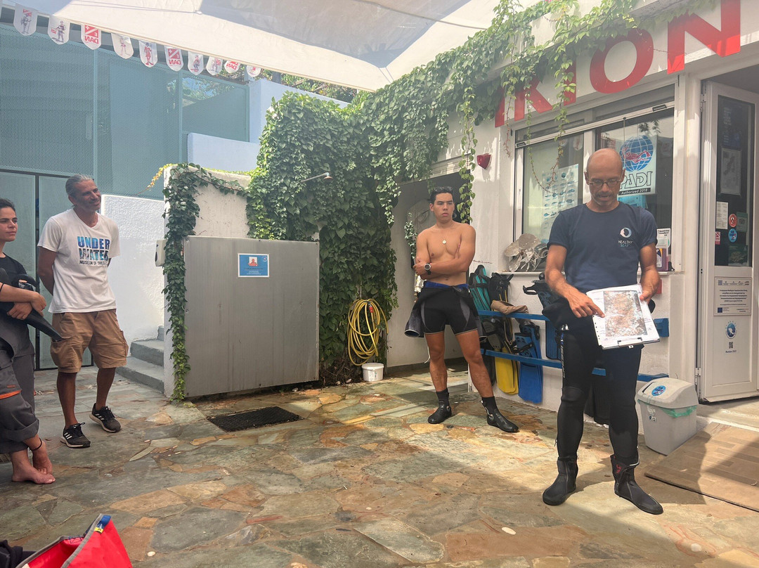 Ikion Diving Center景点图片