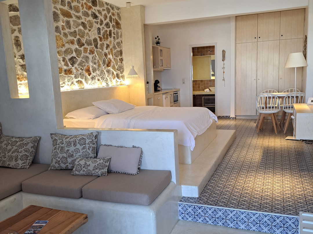 Anatoli Luxury Studios & Suites主图