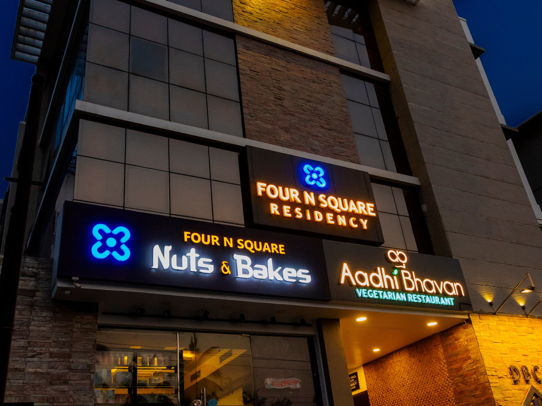 Four N Square Residency主图