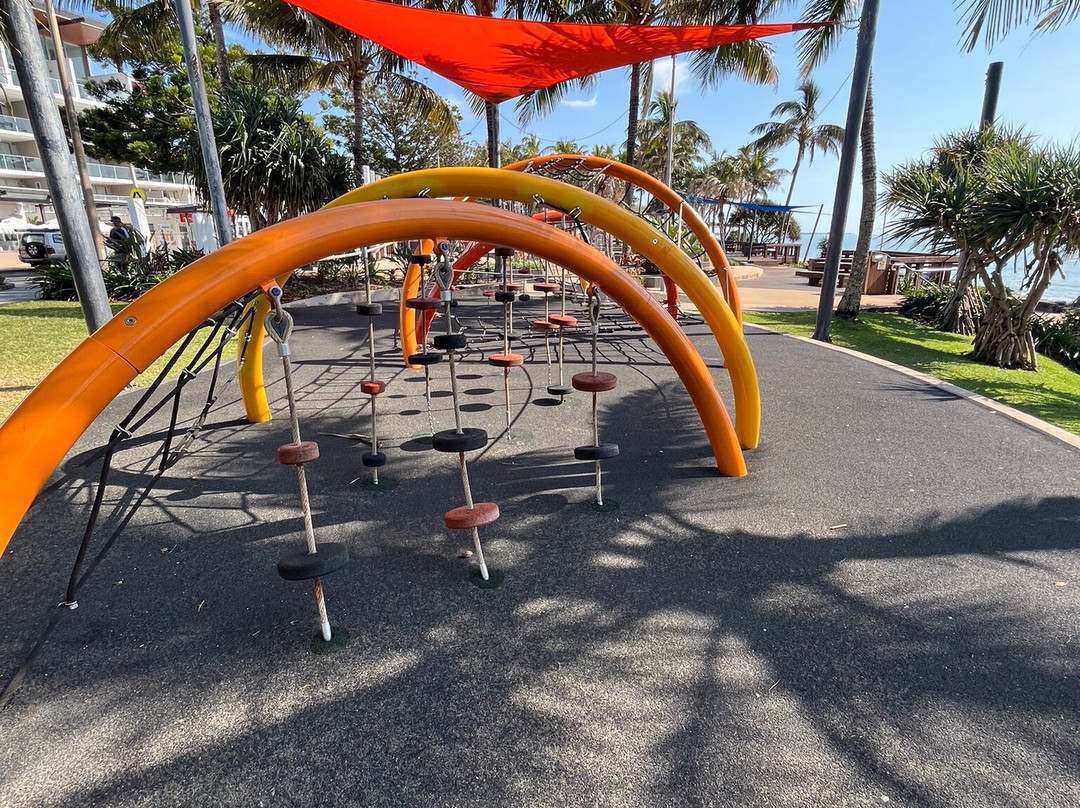Yeppoon Main Beach景点图片