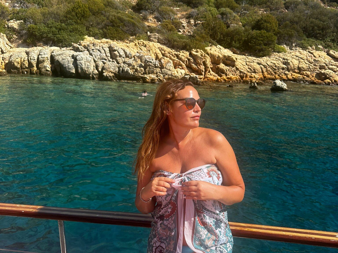 Bayside and Tora Boat Tours-博德鲁姆必去景点