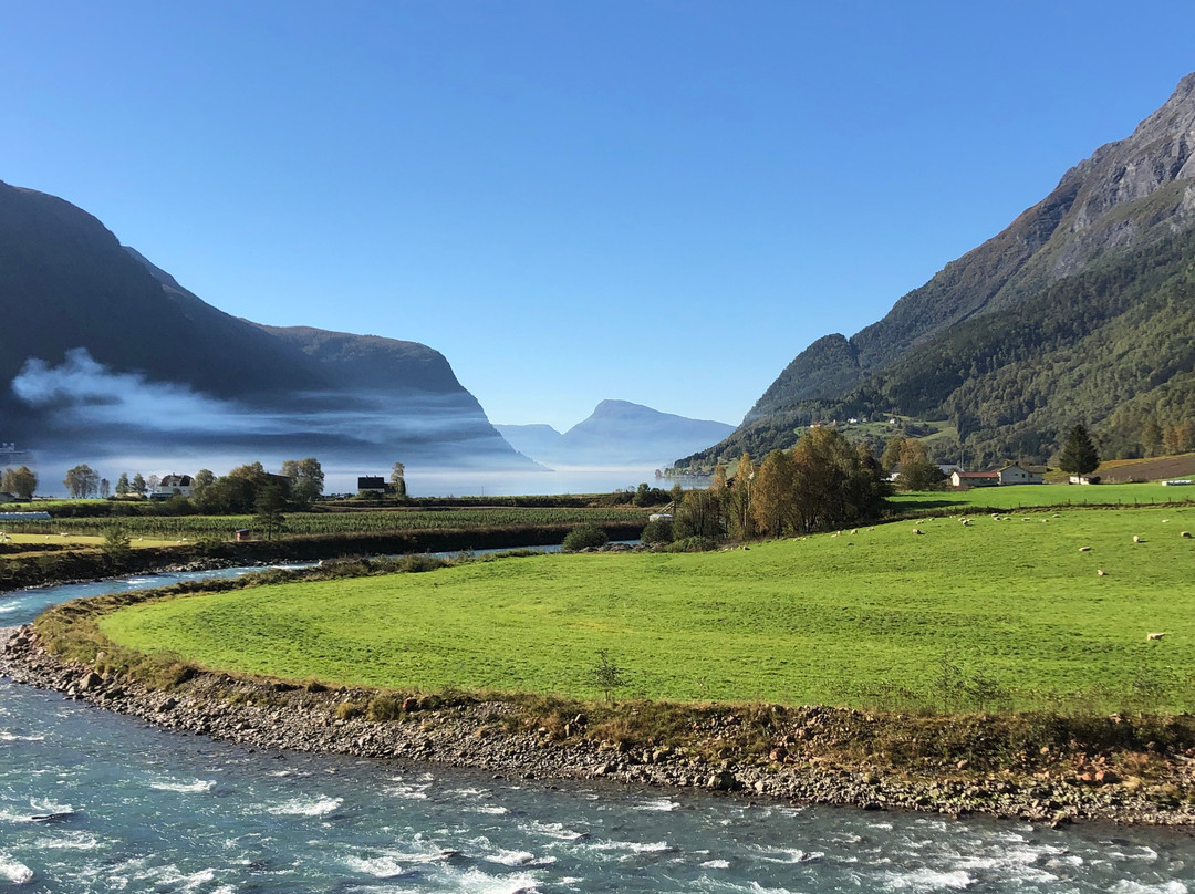 Skjolden Viewpoint景点图片