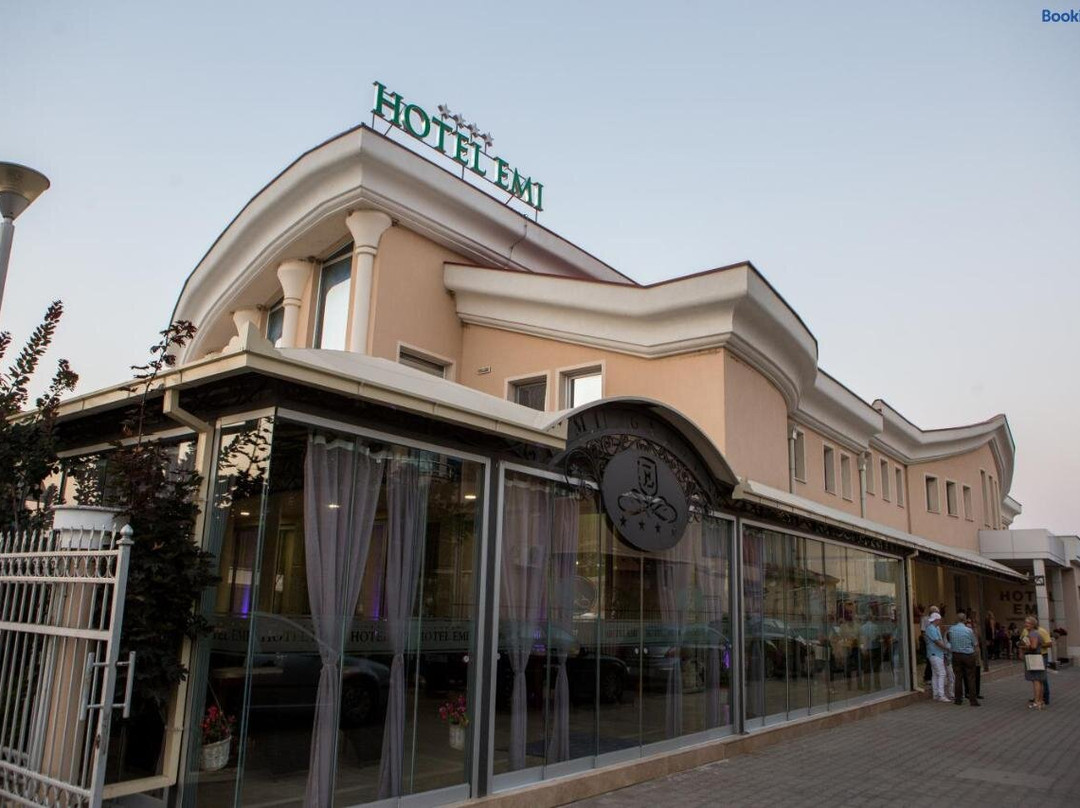 Hotel Emi主图