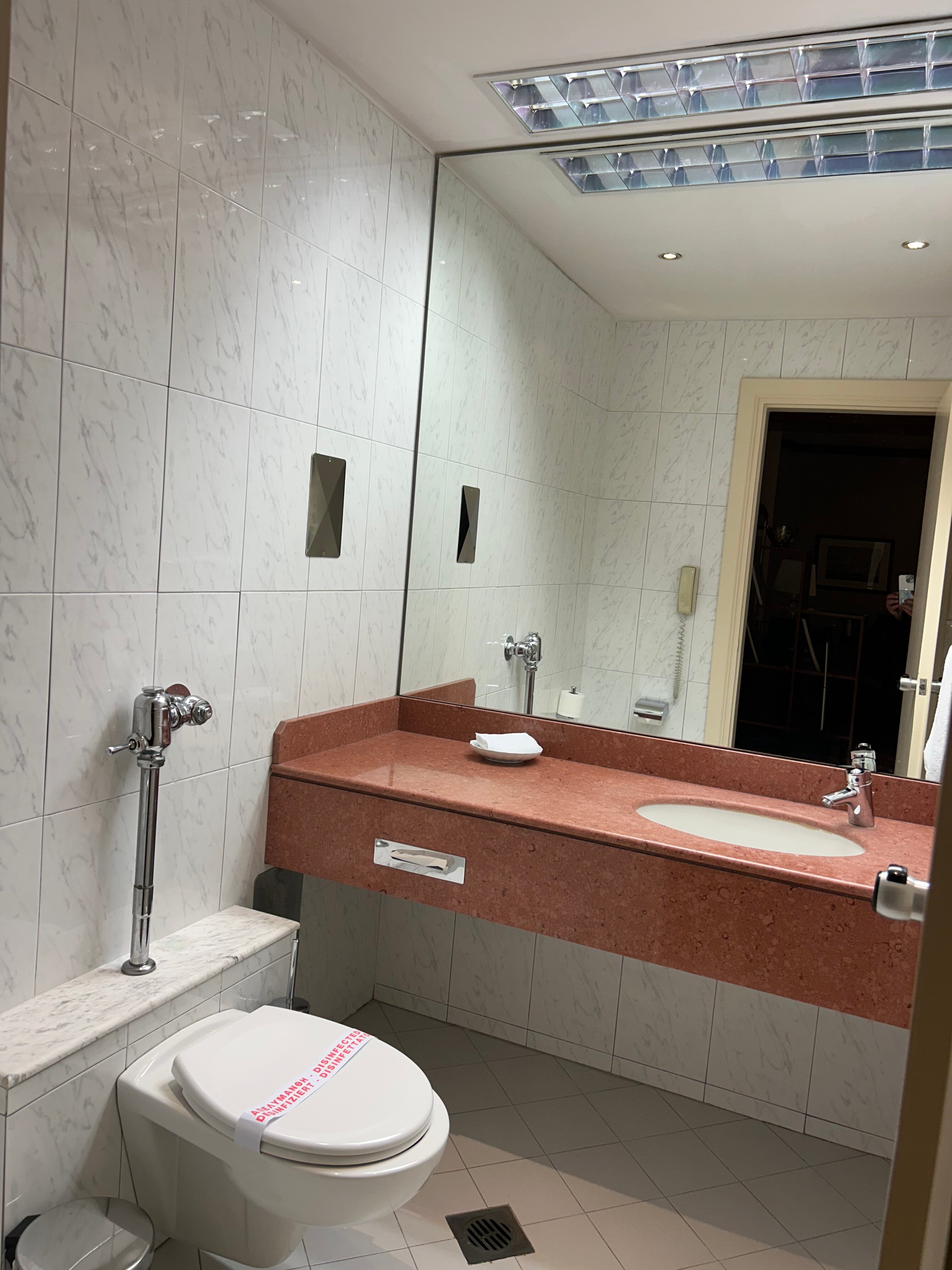 Holiday Inn Thessaloniki By IHG-浴室