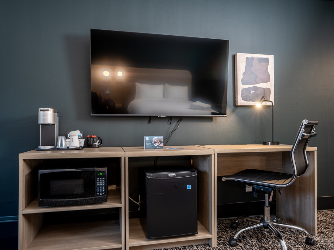 Northwinds Hotel Revelstoke By Basecamp主图