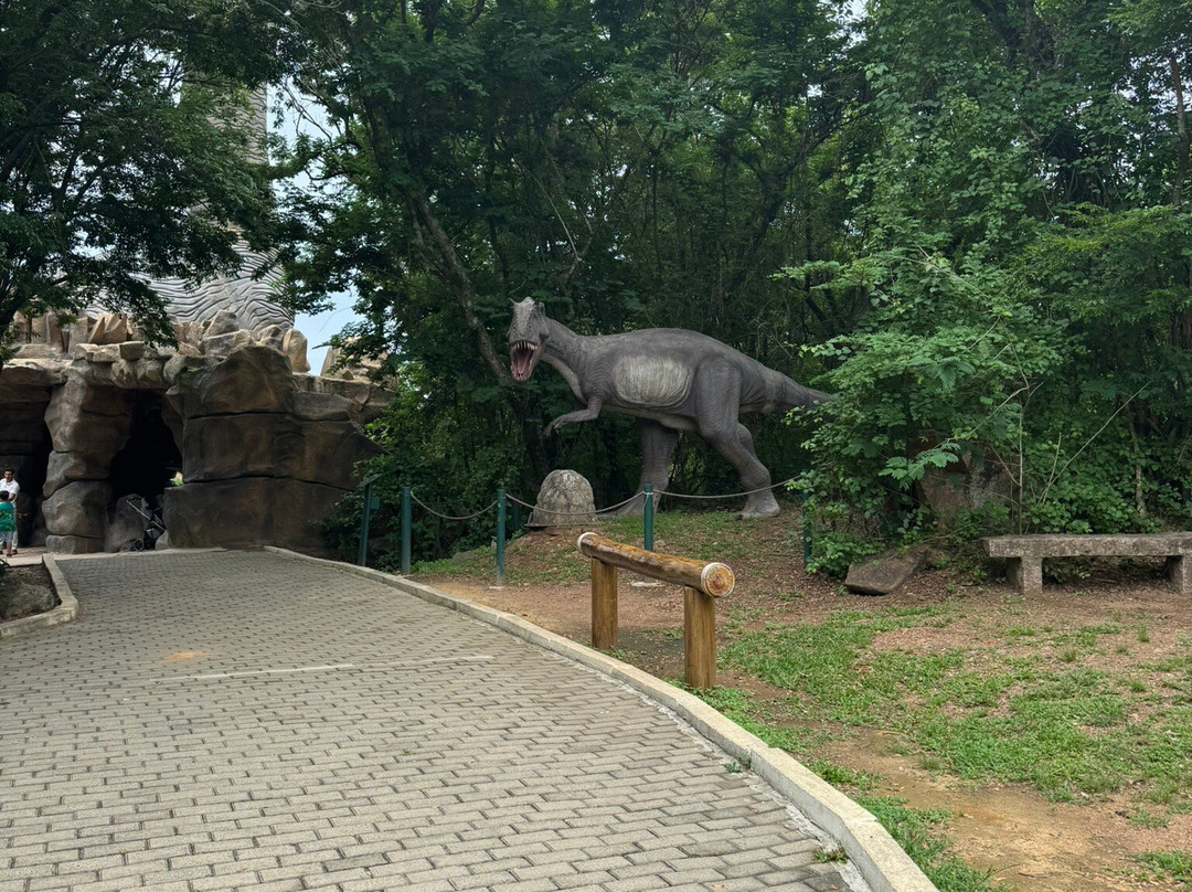 Parque da Rocha Moutonnee-Salto必去景点