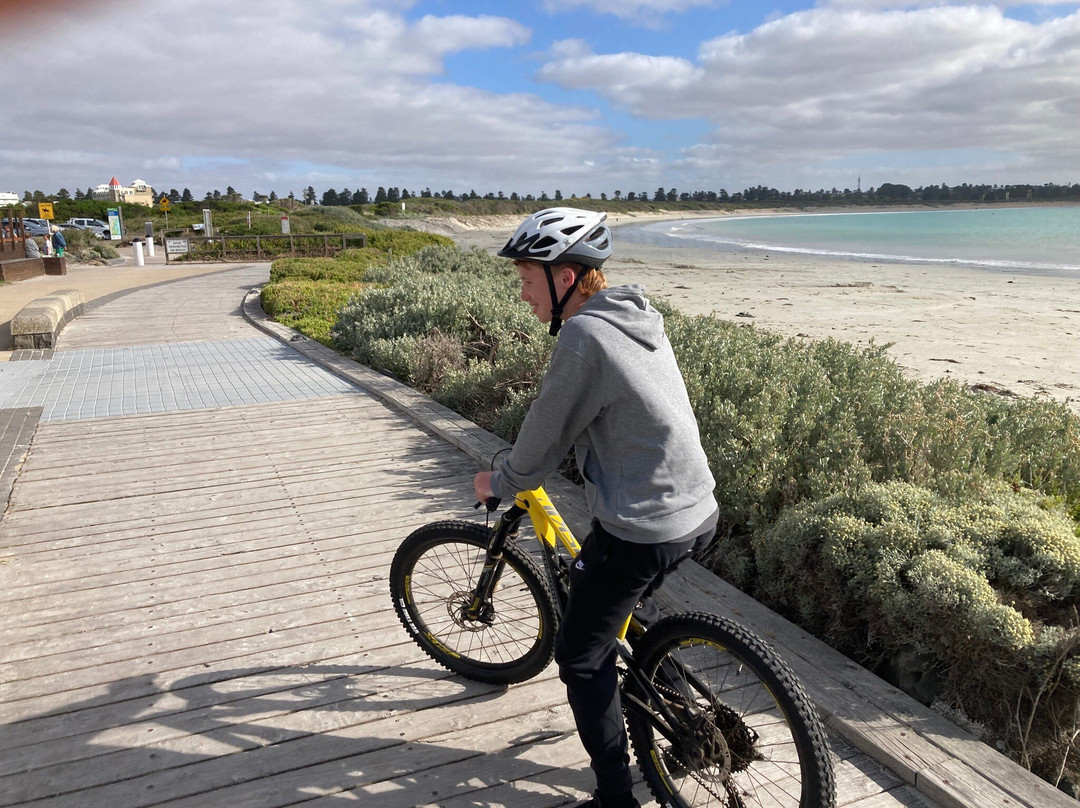 Warrnambool Breakwater-瓦南布尔必去景点