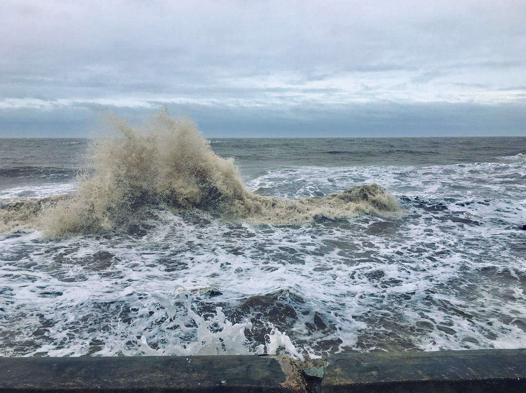 Walton On The Naze beach景点图片