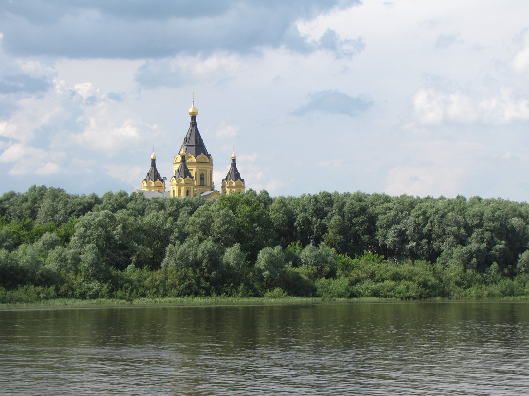 Cathedral of St. Alexander Nevskiy景点图片