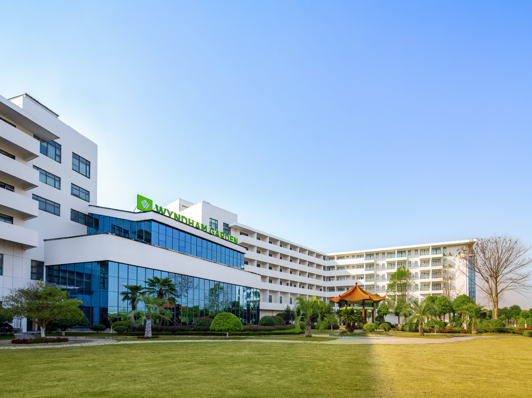 潜江市酒店住宿-潜江七喜温德姆花园酒店