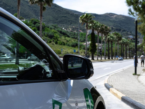 Bee Taxi Tirana-地拉那必去景点