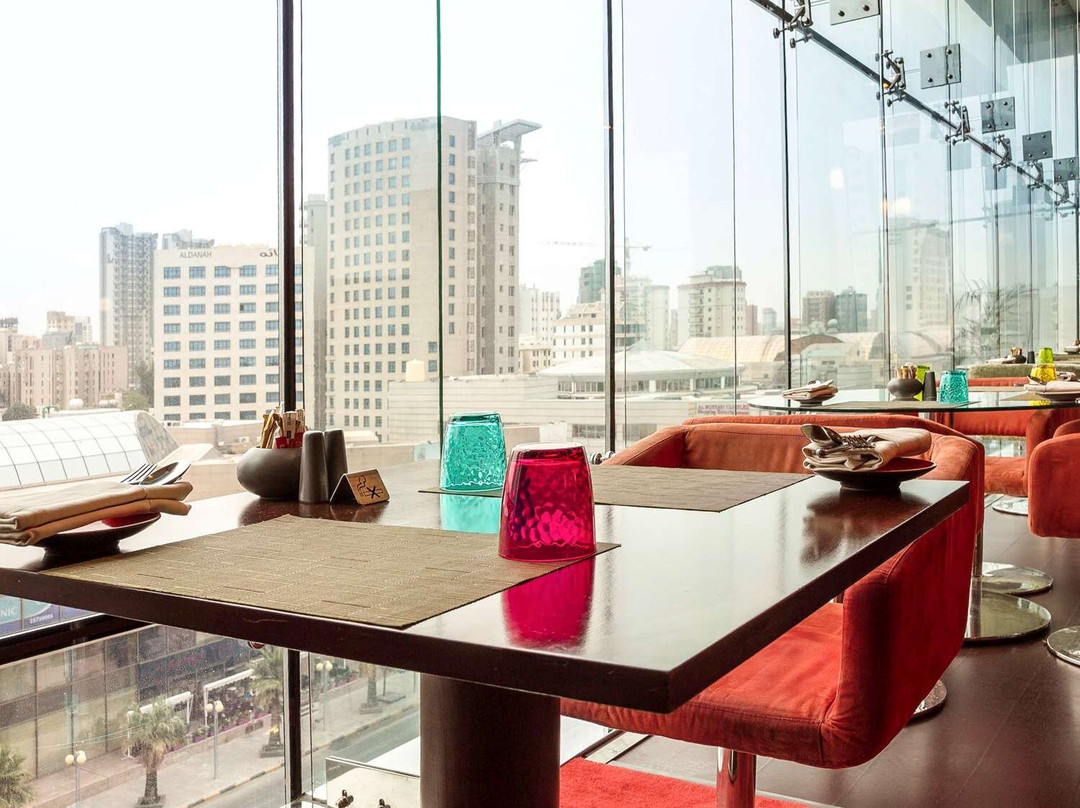 宜必思科威特塞勒米耶酒店主图