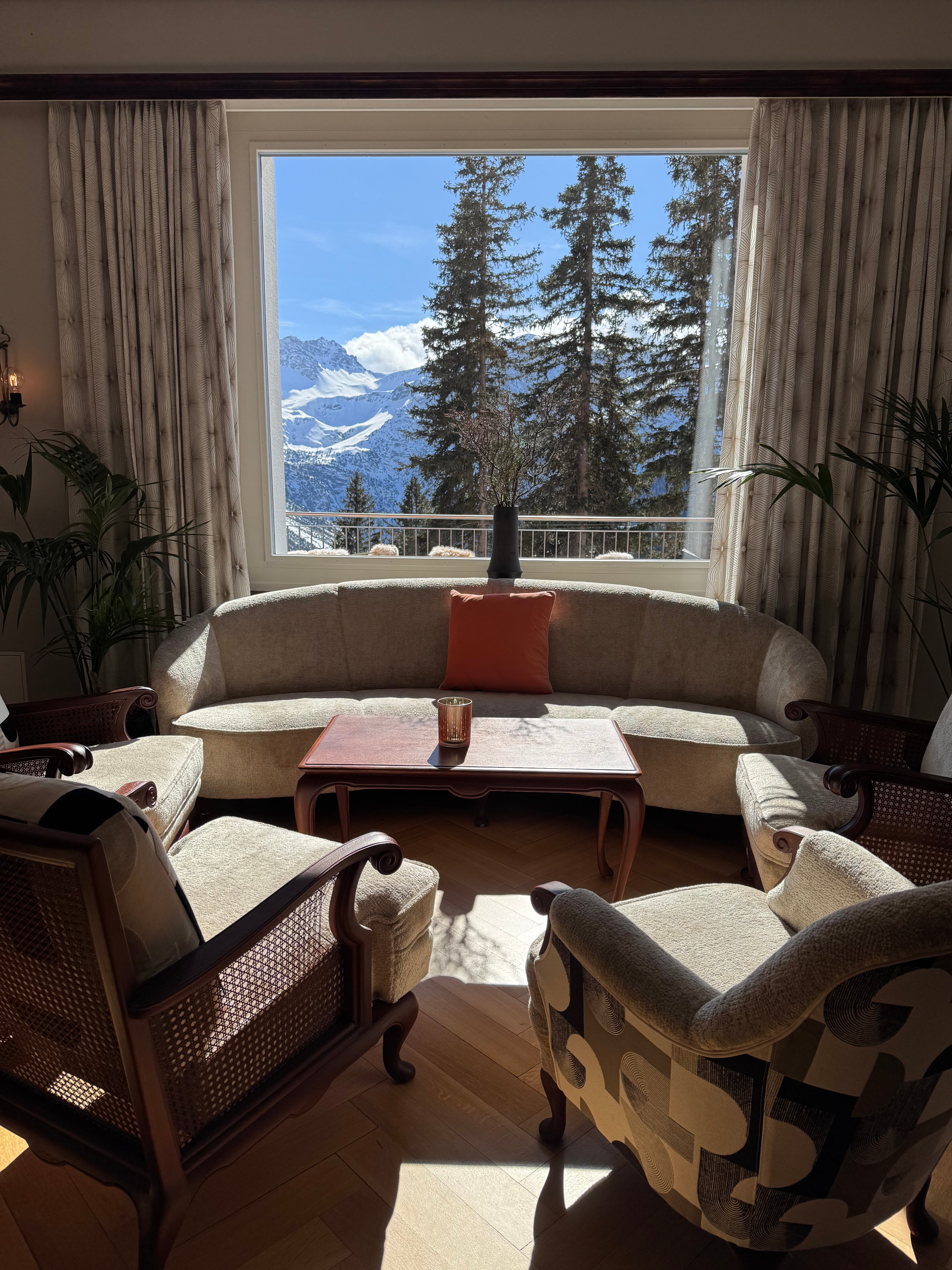 Hotel Prätschli-官方