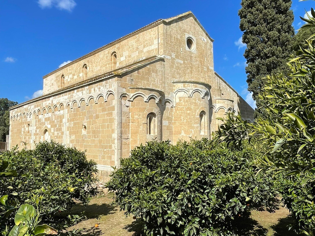 Abbazia di Santa Maria di Cerrate景点图片