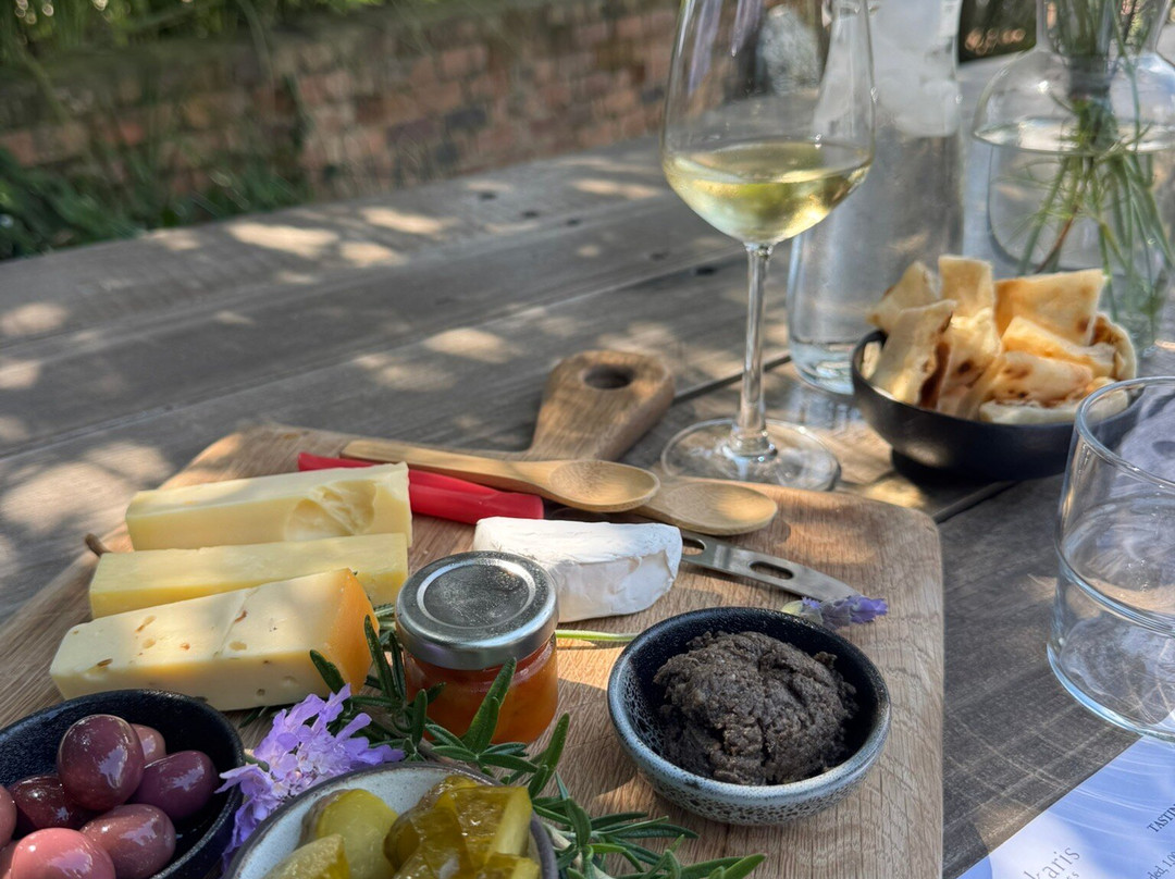 Gerakaris Family Wines景点图片