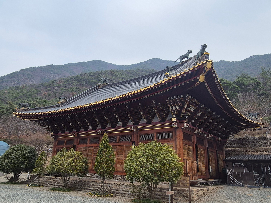 Yubeobsa-梁山市必去景点