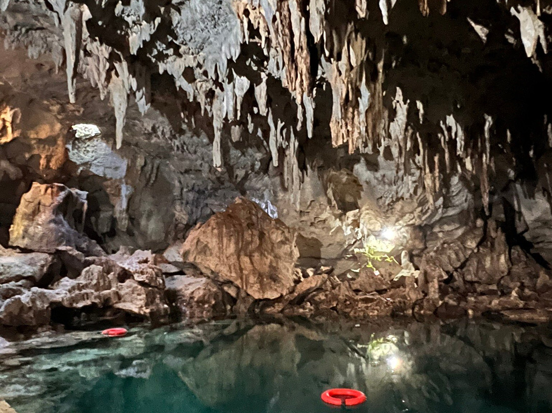 喜纳达南洞-伊斯必去景点