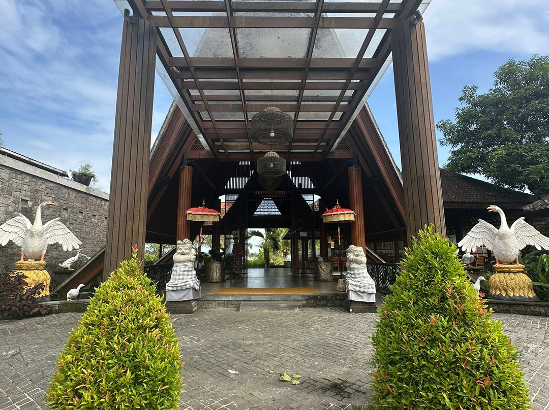 Bali Customized Tours景点图片