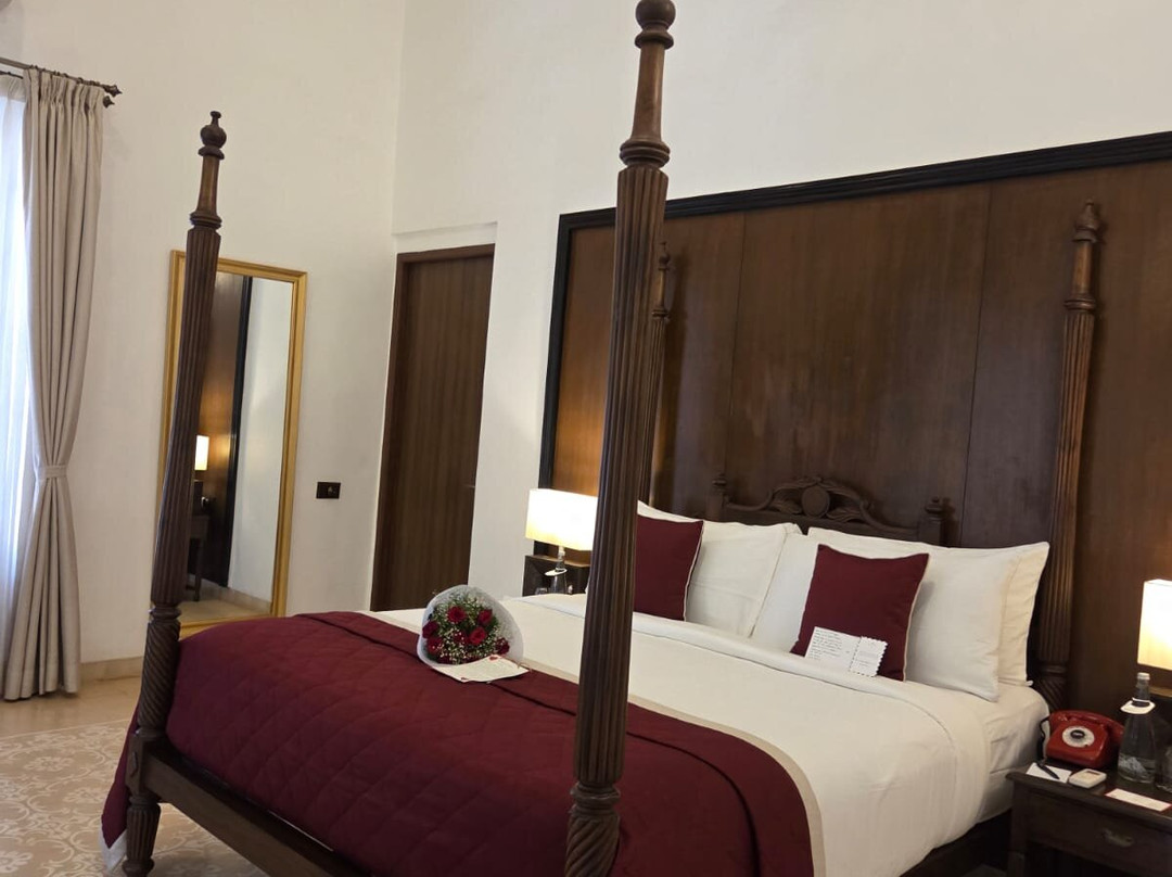 The Postcard Cuelim主图