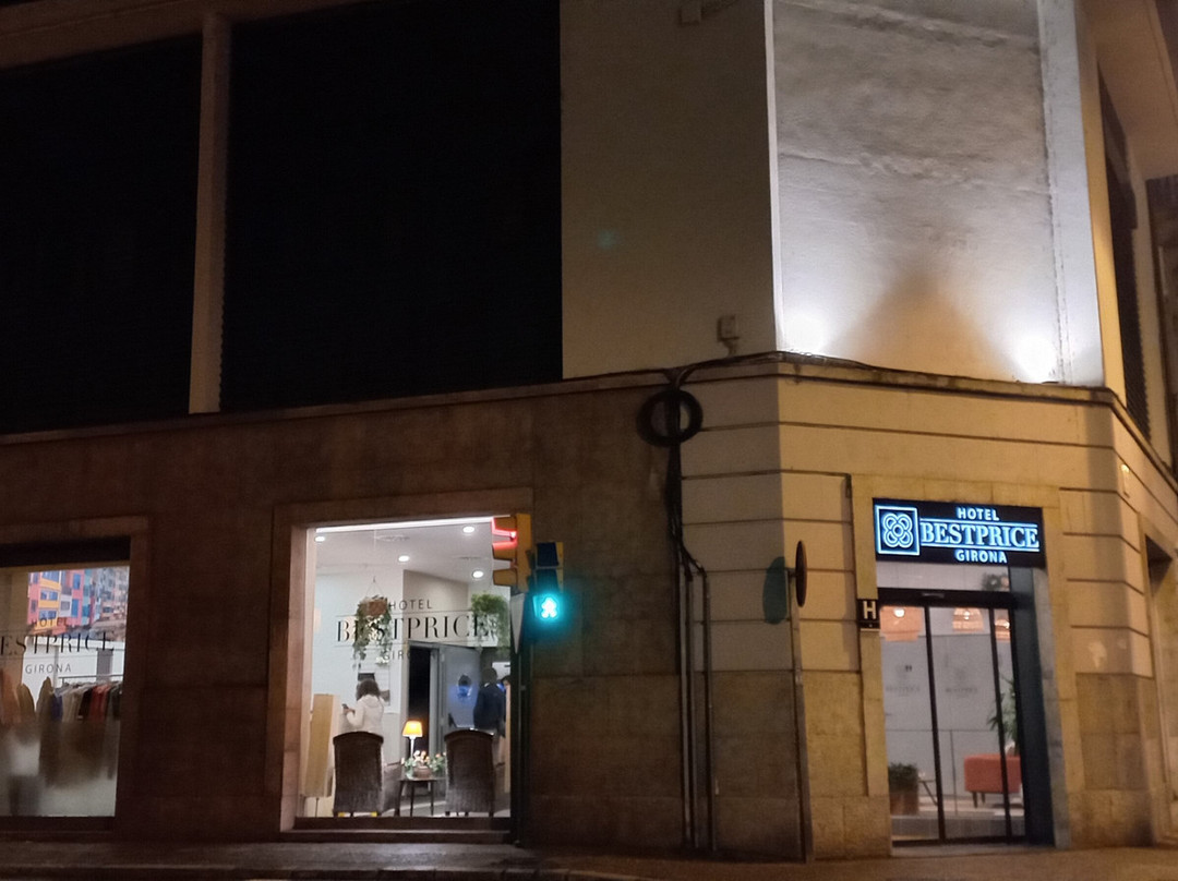 Hotel Bestprice Girona主图