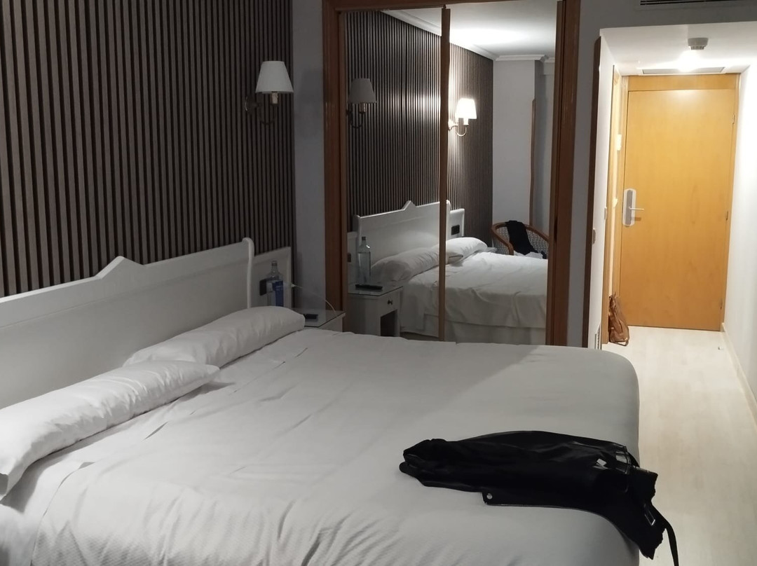 Hotel Ciudad de Cangas de Onis主图