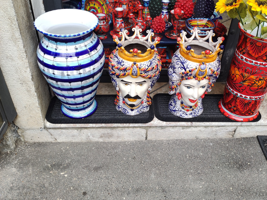 Ceramiche Dell'Artigianato Siciliano Managò-陶尔米纳必去景点