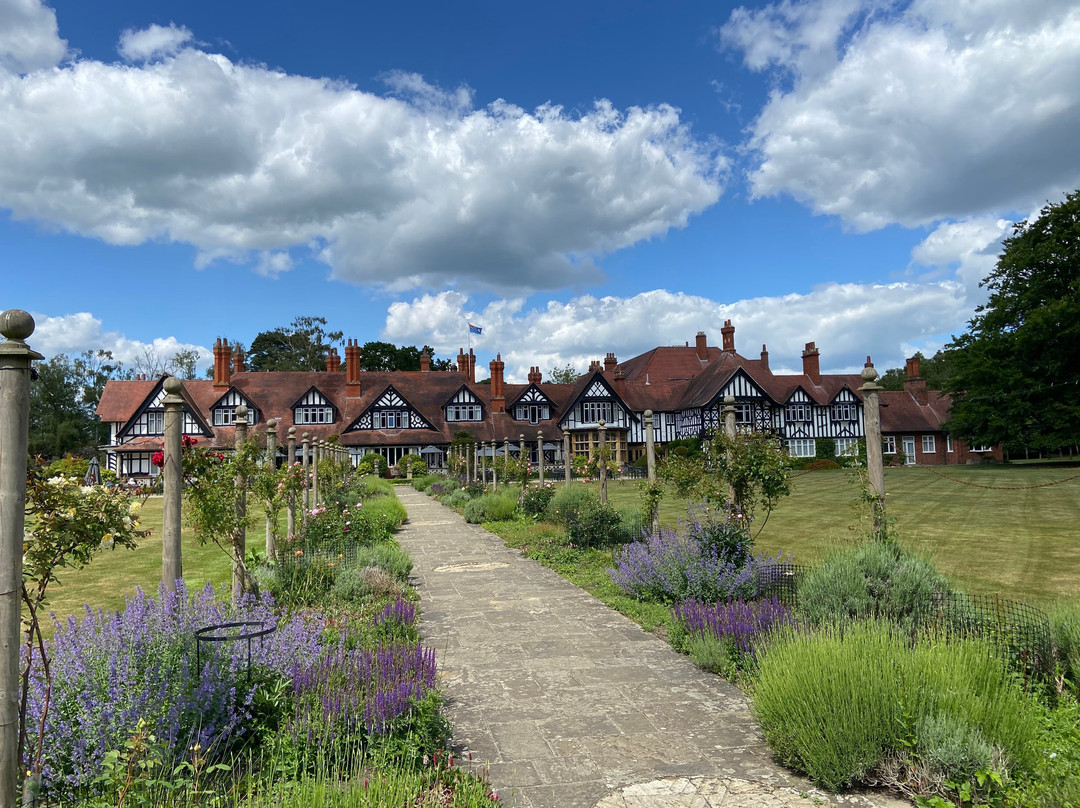 The Petwood Hotel主图