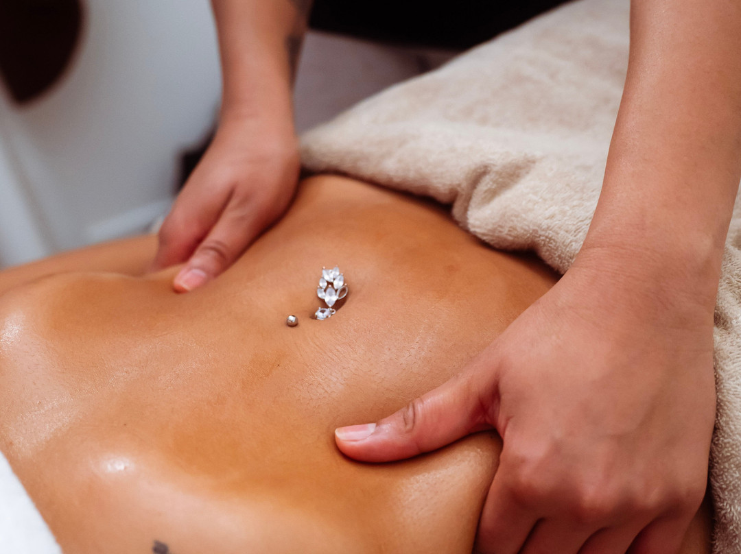 Premium Massage Lyon-里昂必去景点