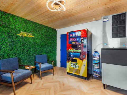 Gravois Mills酒店住宿-The Lake House Inn