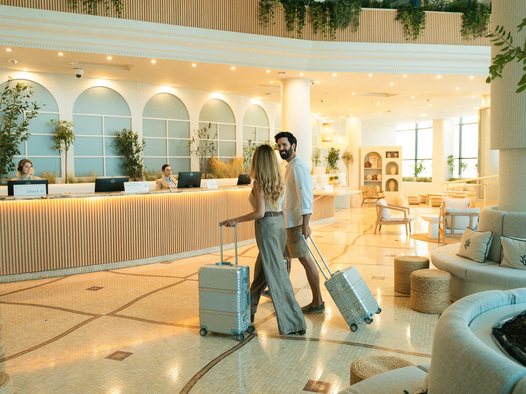 Pontiana Thalasso Hotel主图