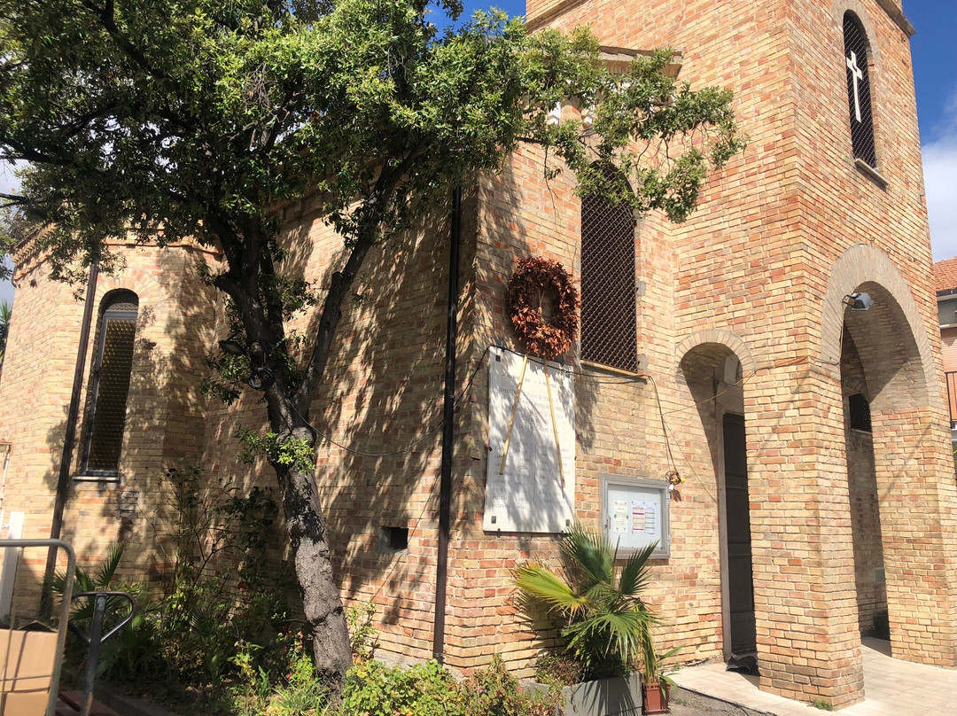 Chiesa della Sacra Famiglia di Nazareth-Scerne必去景点