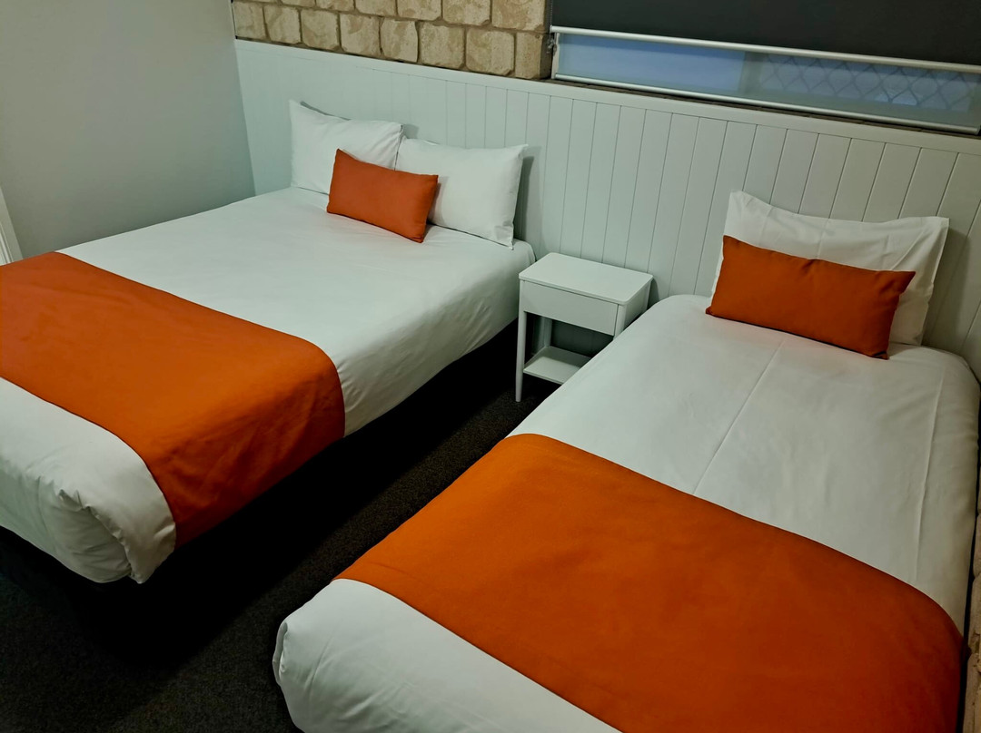 大分水岭村汽车旅馆主图