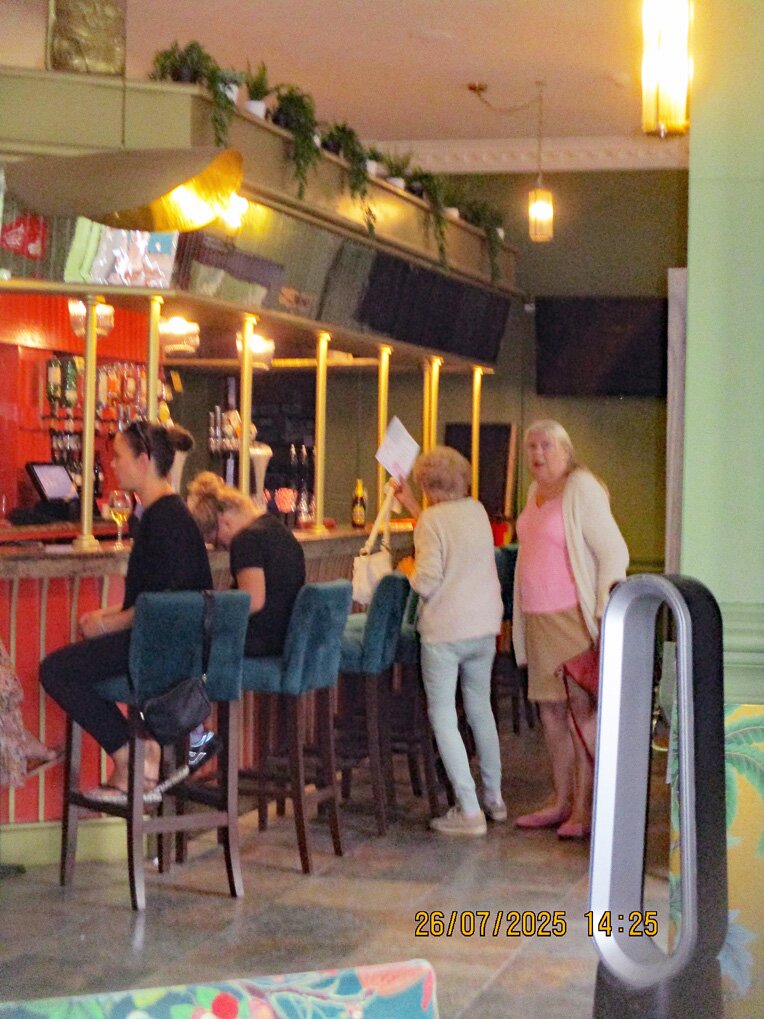 泰晤士酒店-官方