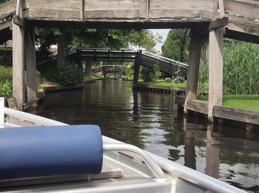 Boatrental Giethoorn-羊角村必去景点