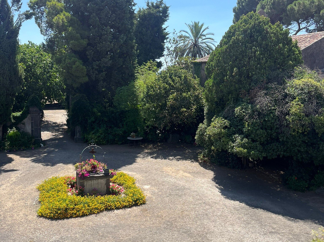 Castello degli Schiavi-Fiumefreddo di Sicilia必去景点