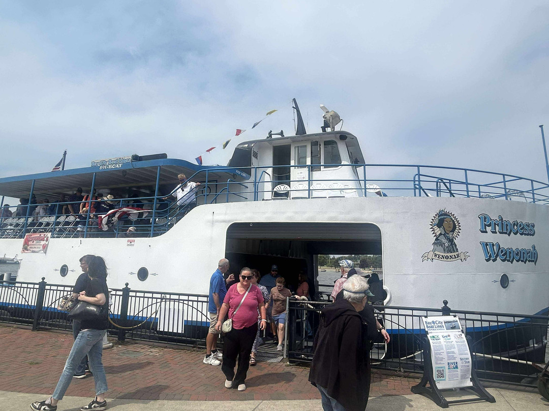 Bay City Boat Lines-贝城必去景点